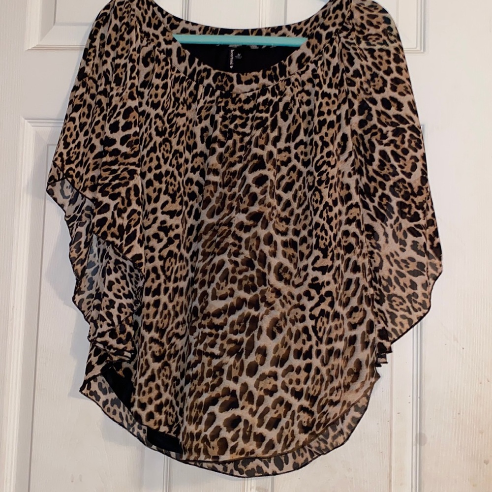 Heart soul cheetah print top🔴